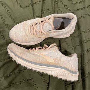 Brooks Women's Running Shoes - Beige